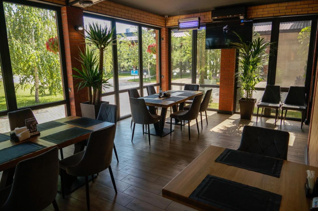 וילקובה Delta Hotel מראה חיצוני תמונה