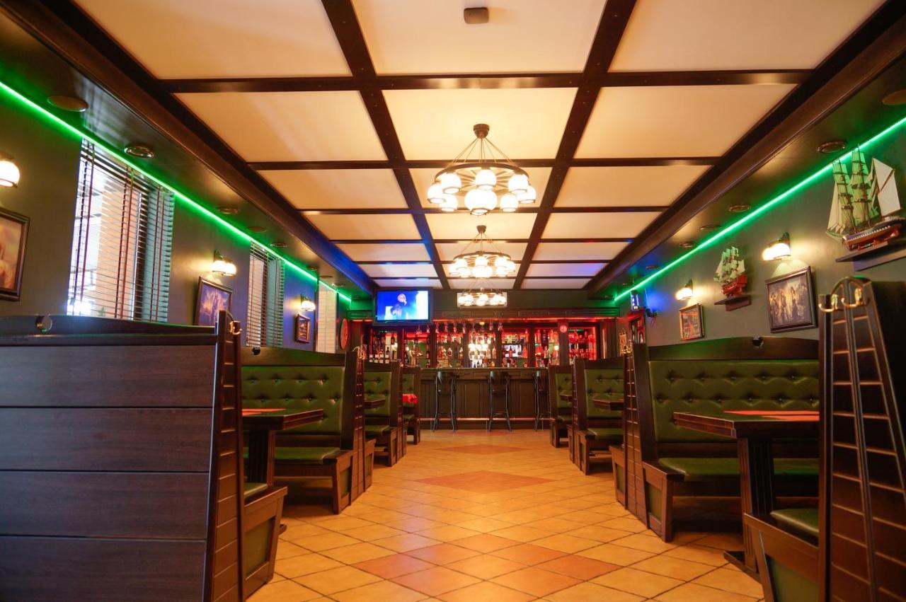 וילקובה Delta Hotel מראה חיצוני תמונה